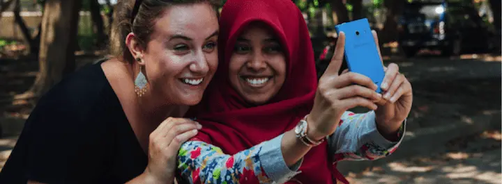 
          Five Best Ways For Making Friends While Studying Abroad
  