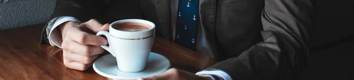 
          Dress Code for Economic Conferences: What to Wear and What to Avoid
  