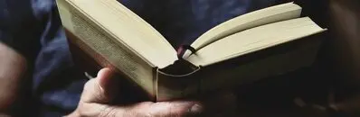 Top 10 Best Economics Books